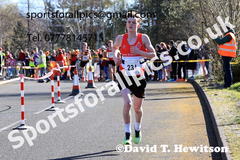 Boys and Girls Under-15s 2024 Elswick Harriers Good Friday Relays, Newburn, Newcastle Upon Tyne  Photo: David T. Hewitson/Sports for All Pics
